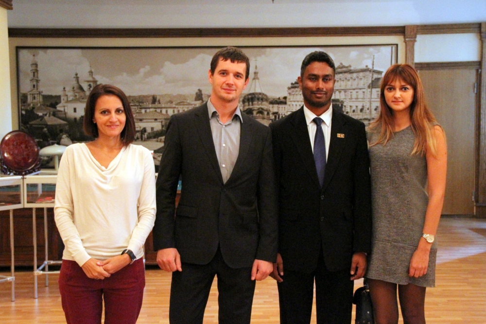 20161003102715_fff8a27f67aea9